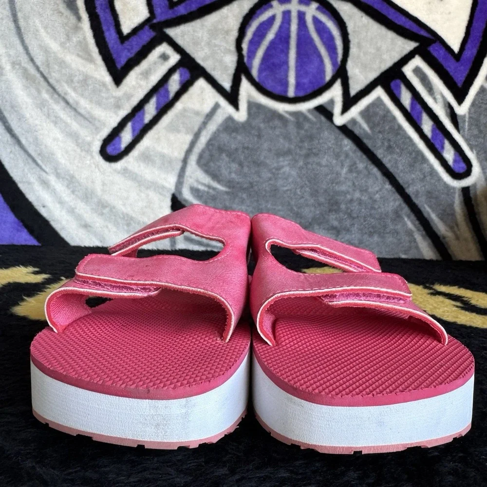 Size W9/M7.5 - The Healing Sole Emerson Pink Sandals